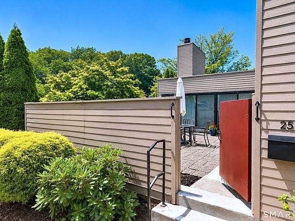 2nd image of 25 Charlton Hill Road #25