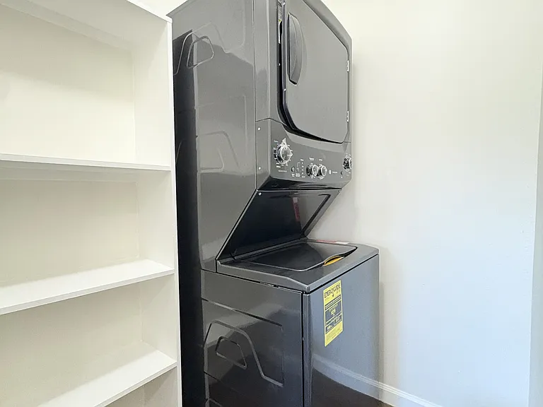 647 Olive Ave #3 — Photo 8