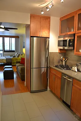 Rented by Halstead Real Estate | media 15