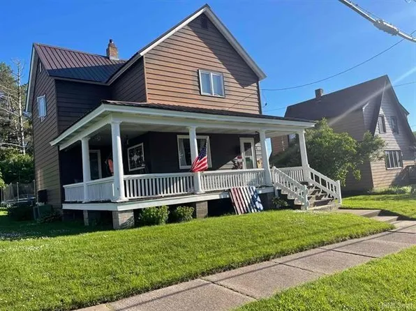 509 Division St, Hurley, WI 54534