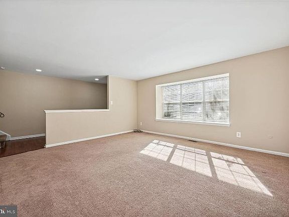 3rd image of 1103 Elena Ct