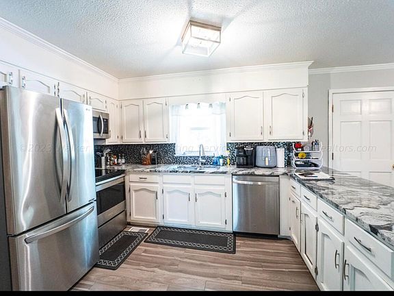 4th image of 131 Dupuy Dr
