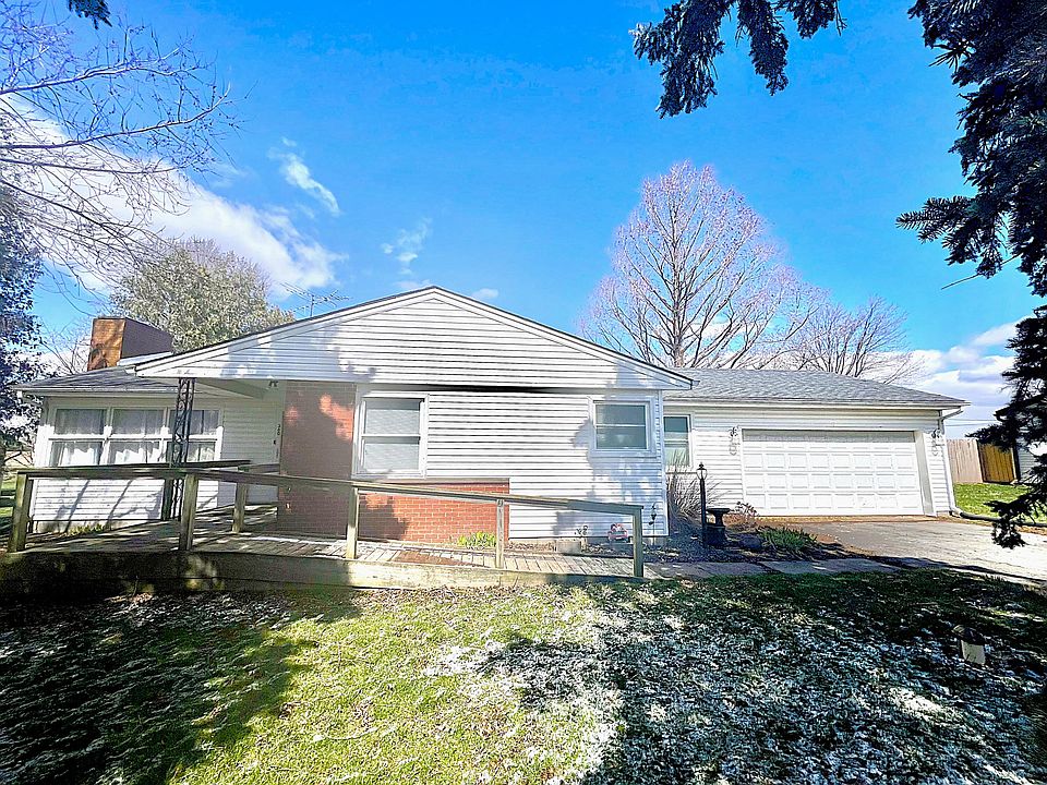 1st image of 360 E Arnotts Dr
