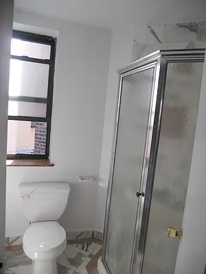 Rented by S&H Equities | media 9