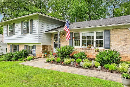 18033 Mill Creek Dr Photo 1