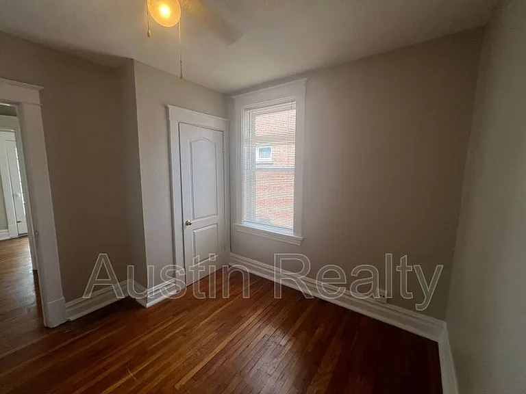 1018 Commodore Dr #A — Photo 8