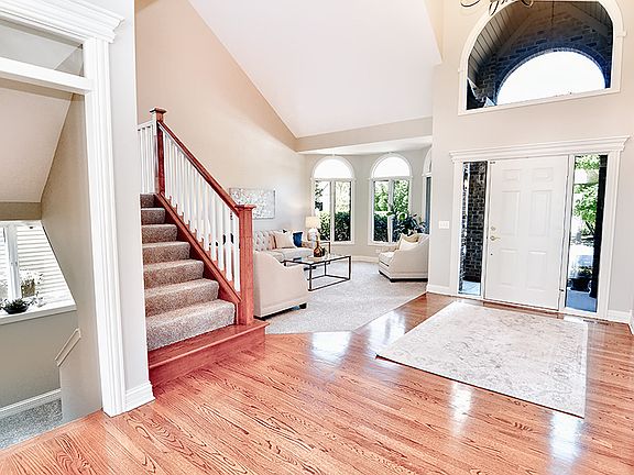 4th image of 543 Cole Dr