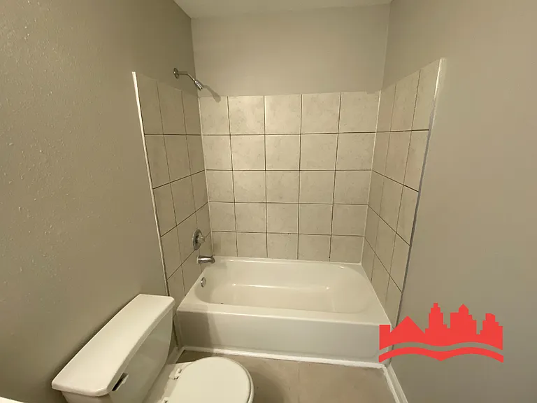 4444 Kings Valley Cv W — Photo 19
