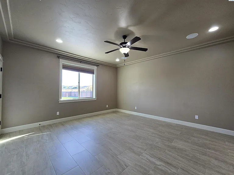 2914 Karlee Dr — Photo 13