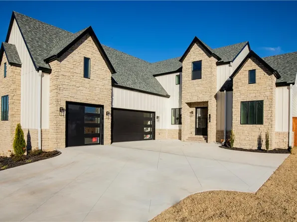 3900 SW Limelight Ln, Bentonville, AR 72713