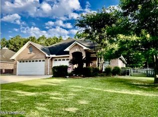 1709 Fairway Dr, Gautier, MS 39553