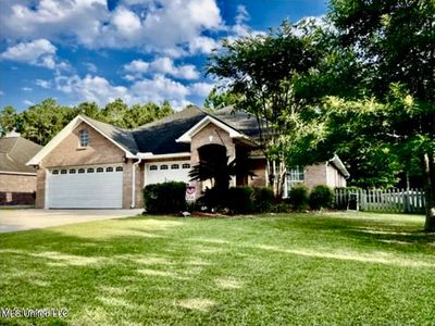 1709 Fairway Dr, Gautier, MS, 39553