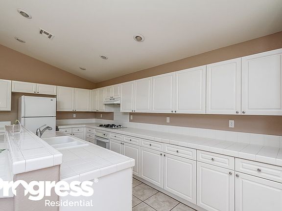 4th image of 1726 Sabatini Dr