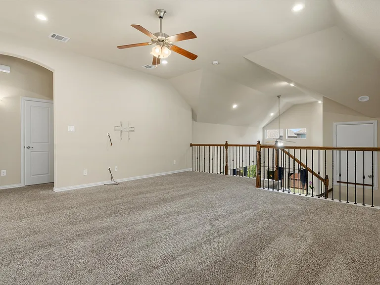 2703 Navarro Trl — Photo 16