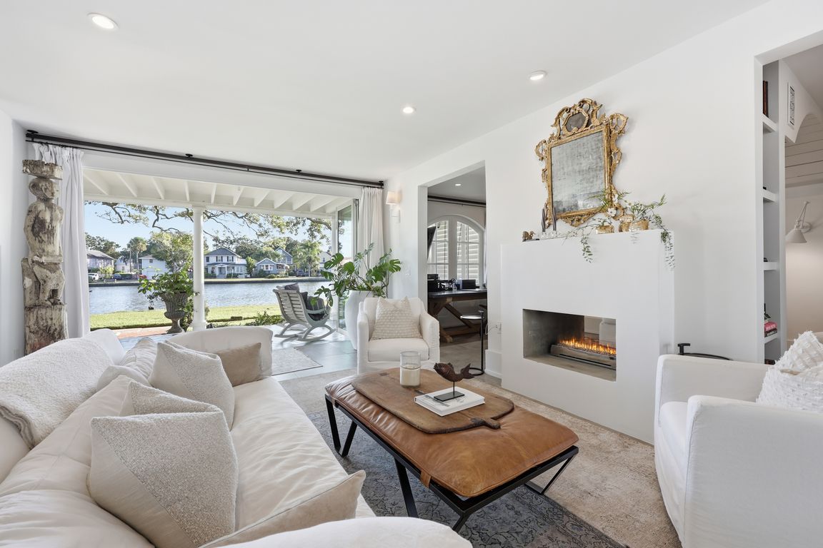 next background image