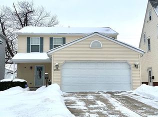 29034 Fuller Ave, Wickliffe, OH 44092