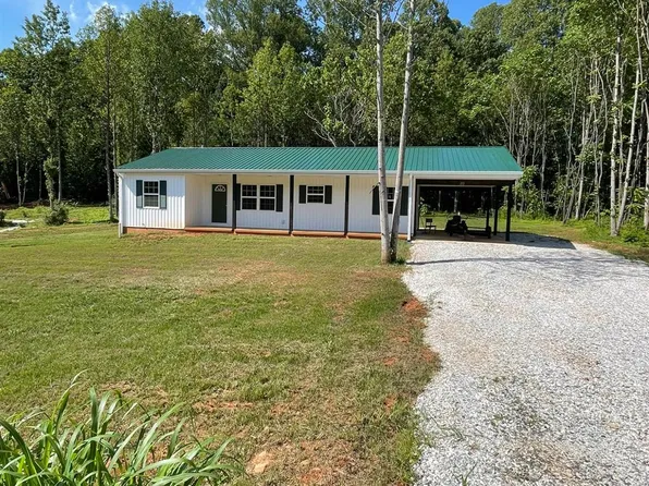 212 Cornfield Ln, Appomattox, VA 24522