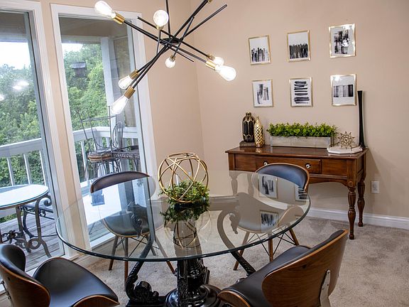 Dinning room area