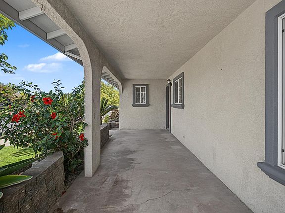 5th image of 1988 Sherwood Pl
