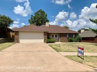 2304 NW 68th St, Lawton, OK 73505