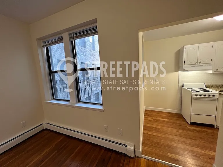 64 Brighton Ave — Photo 9
