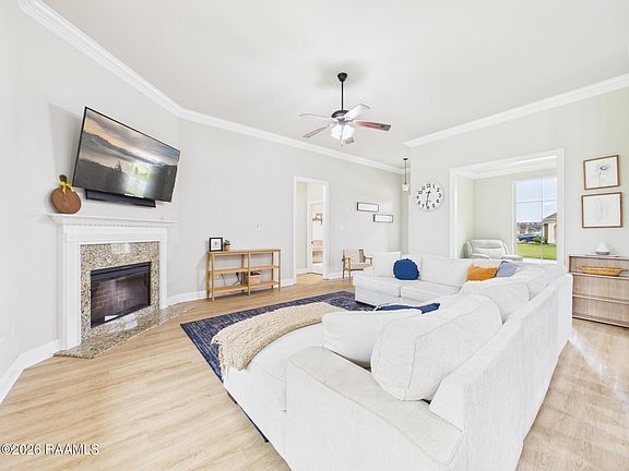 4th image of 108 Margaret Lucia Dr