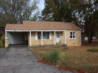 208 Bell Ave, Paris, TN 38242