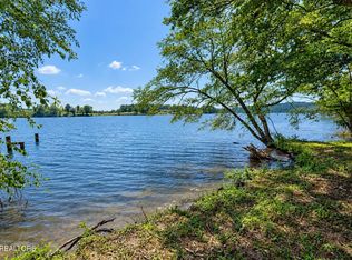 5 & 6 Valley Dr, Loudon, TN 37774