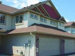 19558 Prairieview Dr, Rogers, MN 55374