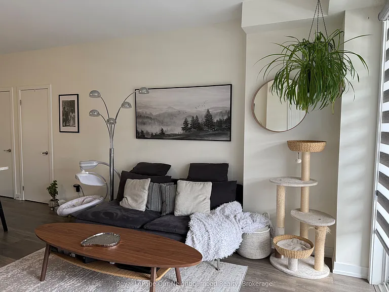160 Densmore Rd #202 — Photo 3