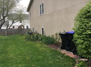 1320 Kenneth Dr, Bloomington, IL