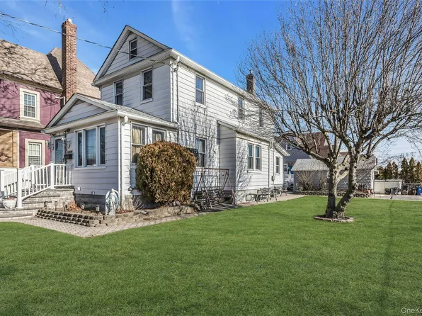 13539 Hook Creek Boulevard, Rosedale, NY 11422