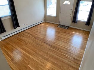 54 Thompson St #1, Raritan, NJ 08869