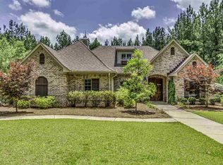 160 Longhorn Dr, Brandon, MS 39042