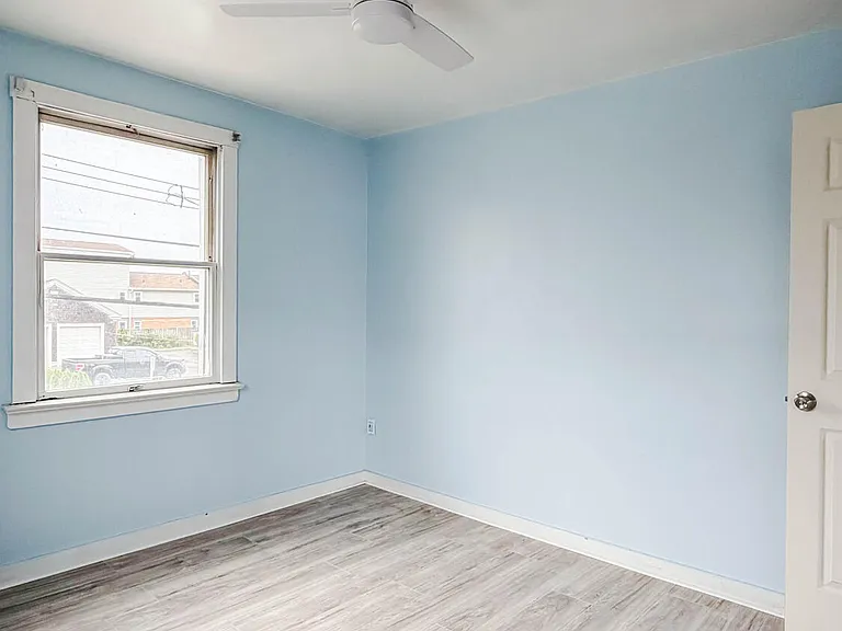13 Decatur Ave #B — Photo 39