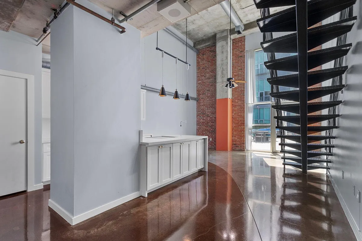 Building Photo - 2000 Bagby St #5403