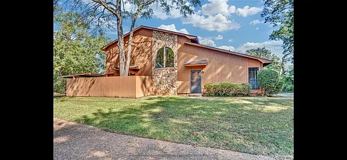 3553 Eastlake Dr Photo 1
