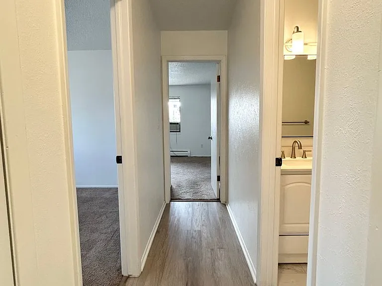 1110 Centaur Cir #E — Photo 8