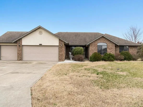 4870 S Quail Ct, Battlefield, MO 65619