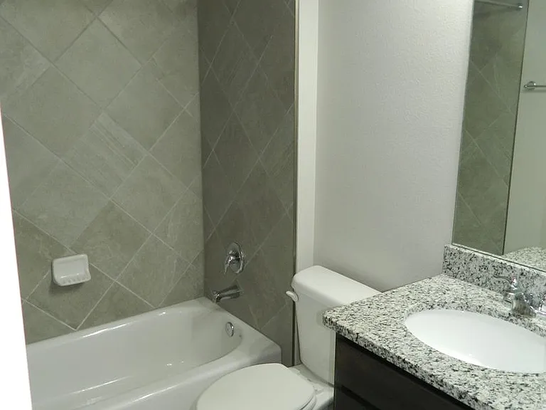 1330 Bolton Pl — Photo 27