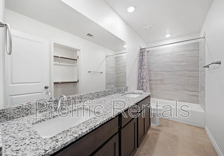 1254 Lehmann Dr #A — Photo 14