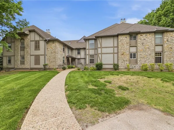1305 NW Village Dr APT C, Blue Springs, MO 64015