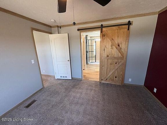 3rd image of 346 Williams Ln