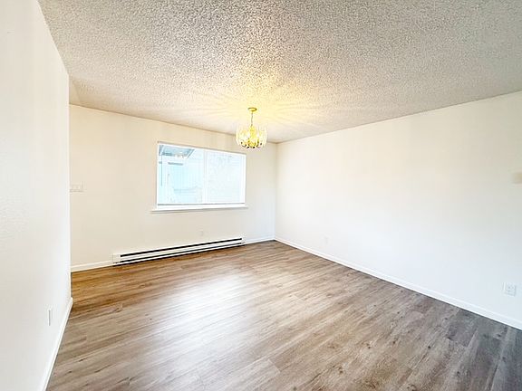 5th image of 1334 Shorewood Dr #1334