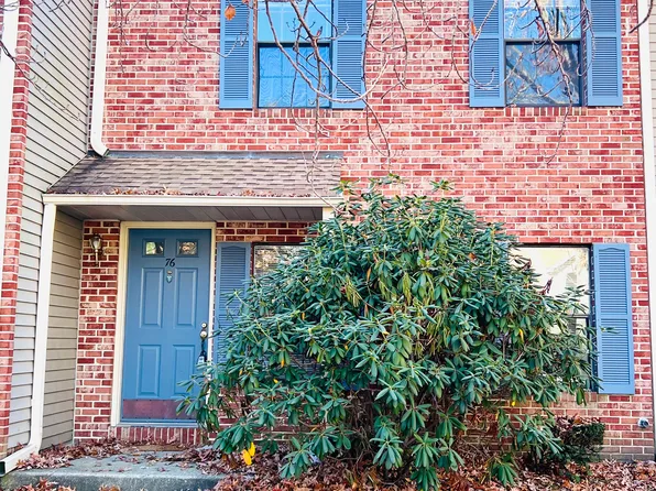 76 Sussex Pl, Absecon, NJ 08205