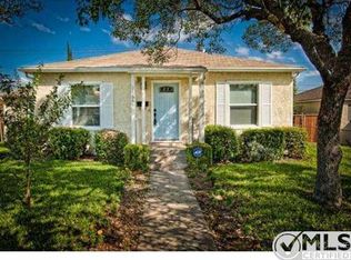 17649 Burbank Blvd, Encino, CA 91316