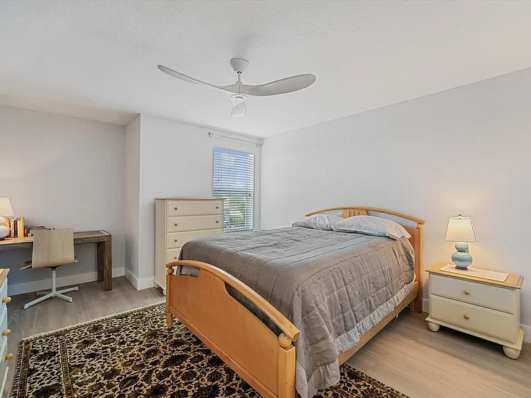 10731 Ivanhoe Ln — Photo 28