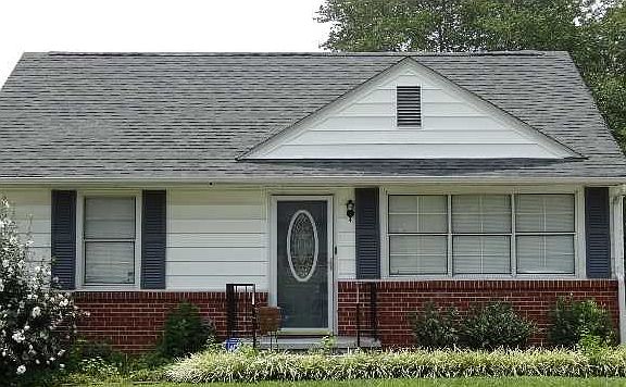 2nd image of 4918 Marylin Ln