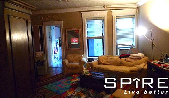 3rd image of 136 W 74th St APT 2B