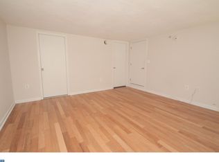 2200 Arch St APT 301, Philadelphia, PA 19103